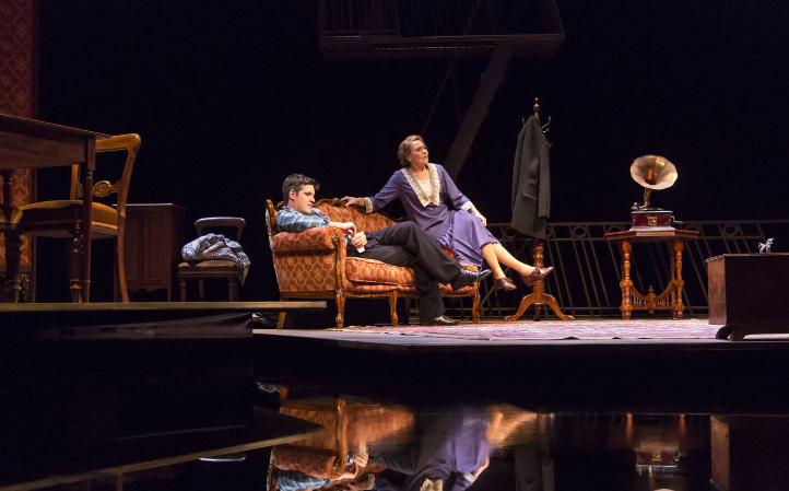 The Glass Menagerie © Johan Persson.png