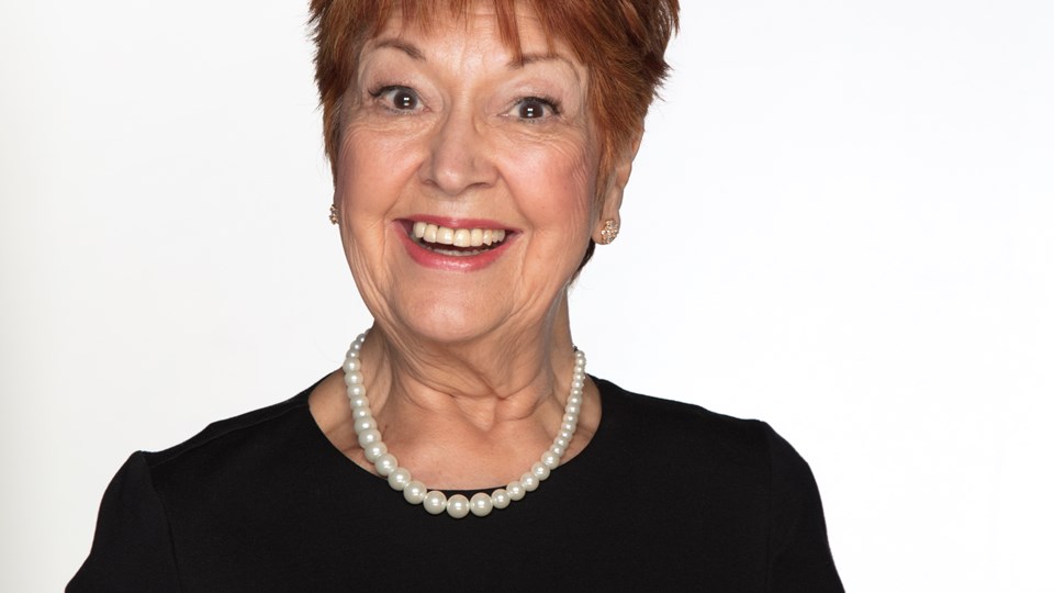 Ruth Madoc Photo John Swannell.jpg