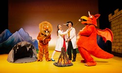 Zog and the Flying Doctors 8.jpg