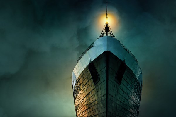 Titanic masthead.jpg