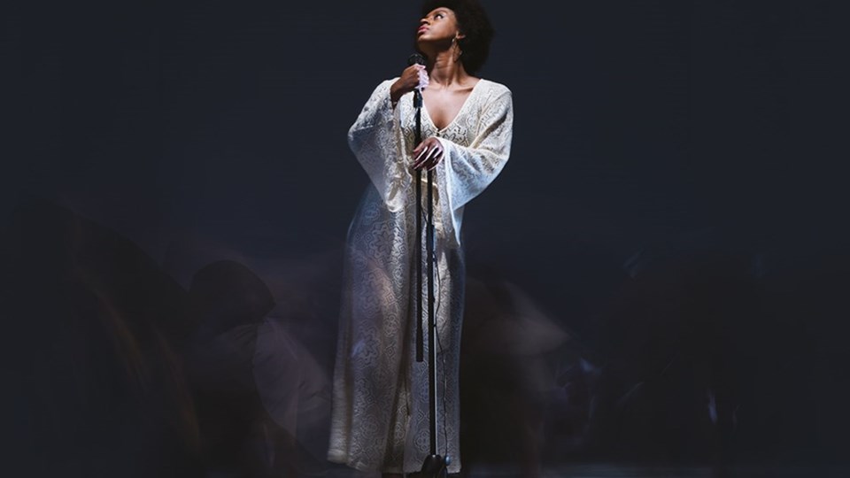 BalletBlack_WEB_1000x700.png